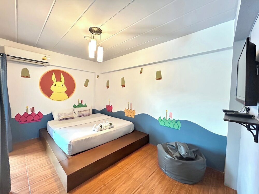 Фото Hide Bangkok Hostel