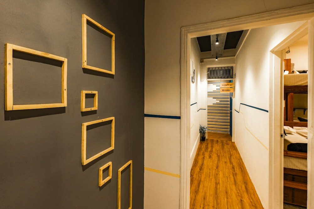 Фото Locomo Hostel - Mumbai