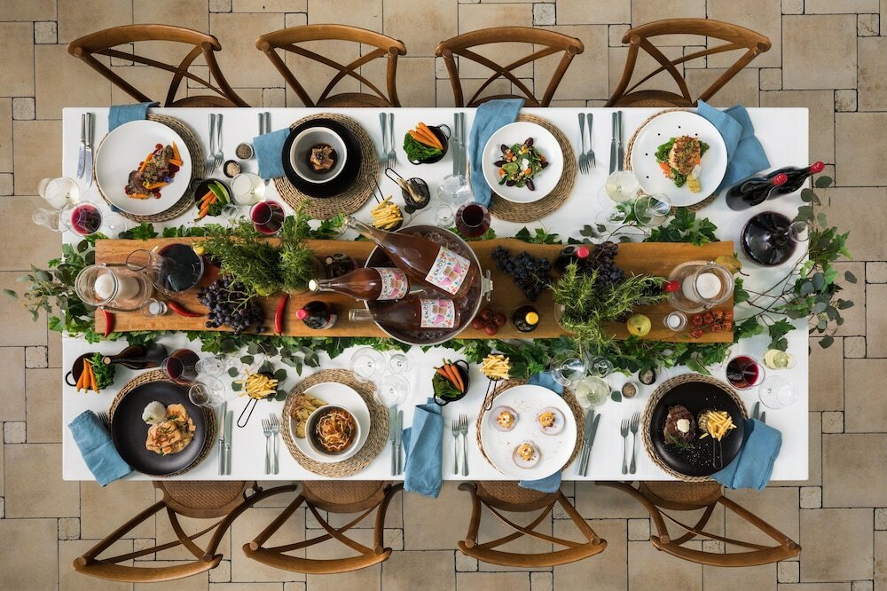 Фото Cairns Harbourside Hotel