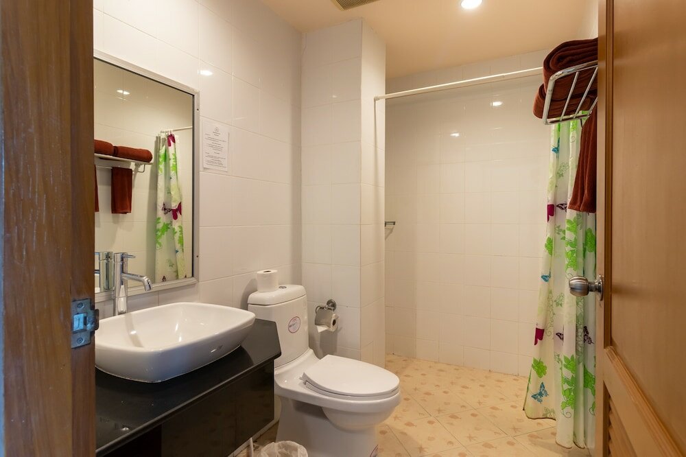 Фото Thipurai Beach Hotel