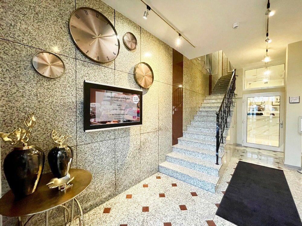 Фото Rhein-Hotel St. Martin