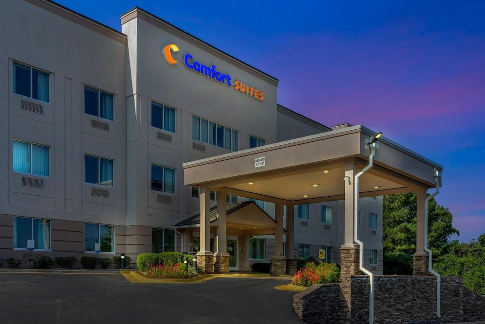 Фото Comfort Suites Raleigh Walnut Creek