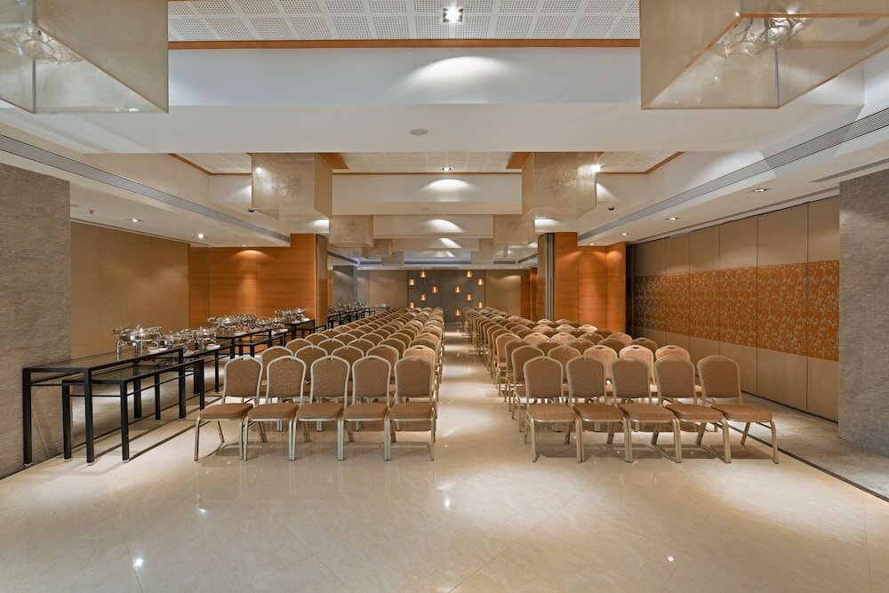 Фото Krishna Palace Hotel Ambernath