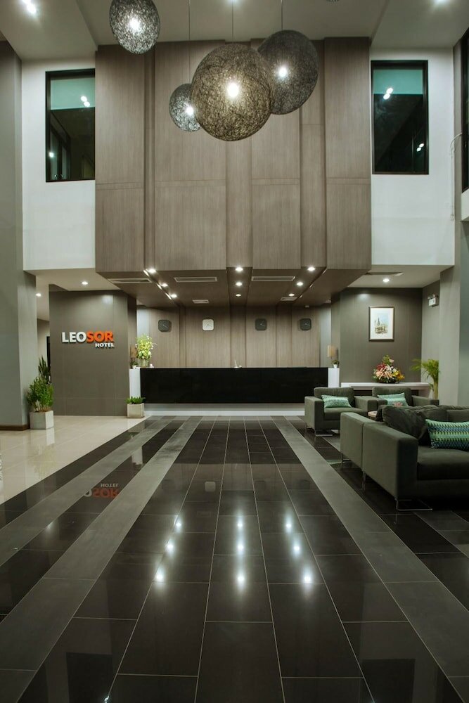 Фото Leosor Hotel