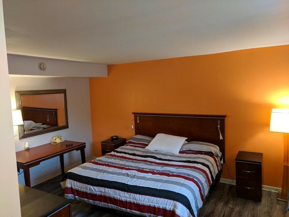 Фото Skylark Motel