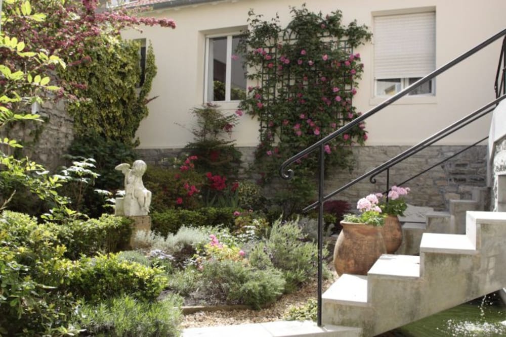 Фото Hotel Maitagaria