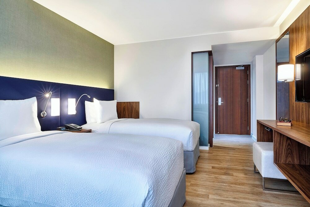 Фото Courtyard by Marriott Rio De Janeiro Barra da Tijuca