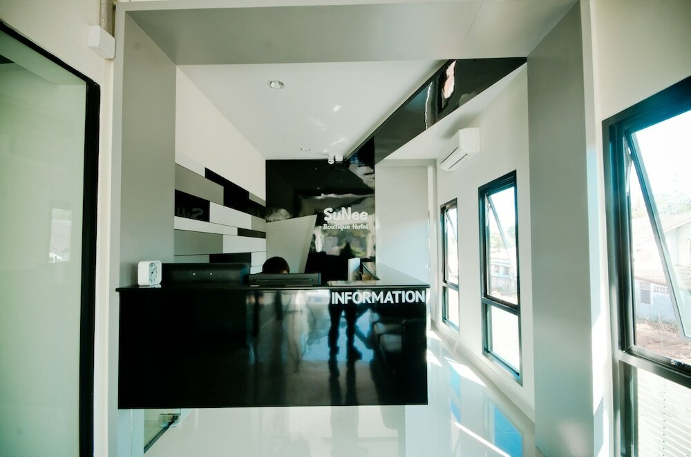 Фото Sunee Boutique Hotel