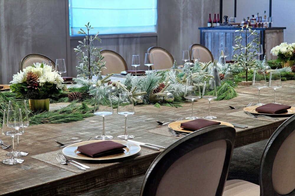 Фото Renaissance Atlanta Airport Gateway Hotel