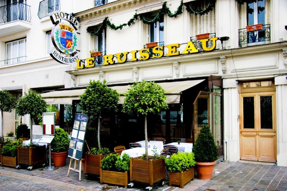 Фото отеля 1