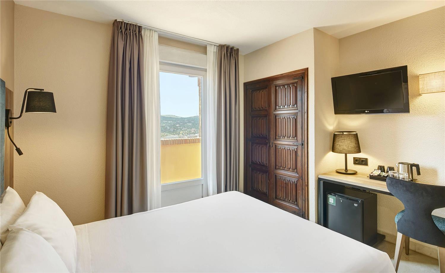 Фото Hotel Sercotel Alfonso VI