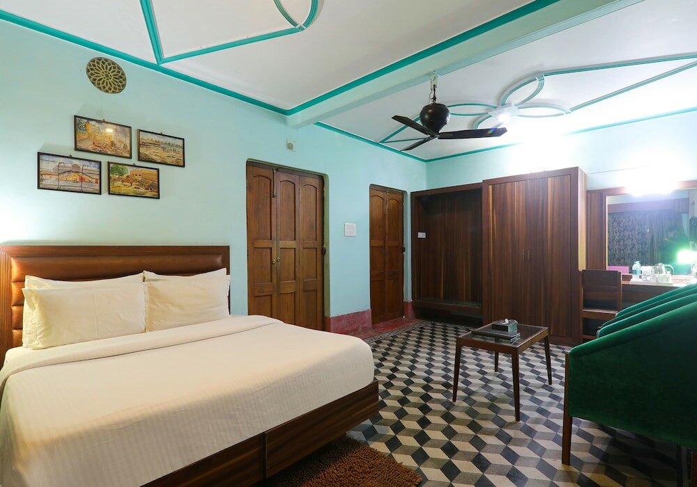 Фото Hotel East View