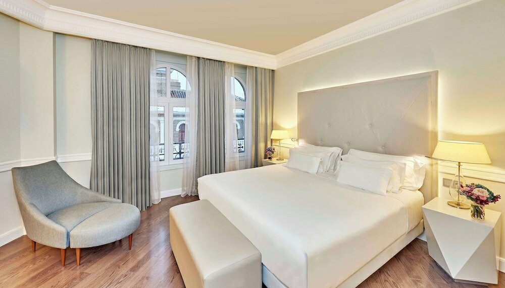 Фото Nh Collection Gran Hotel de Zaragoza