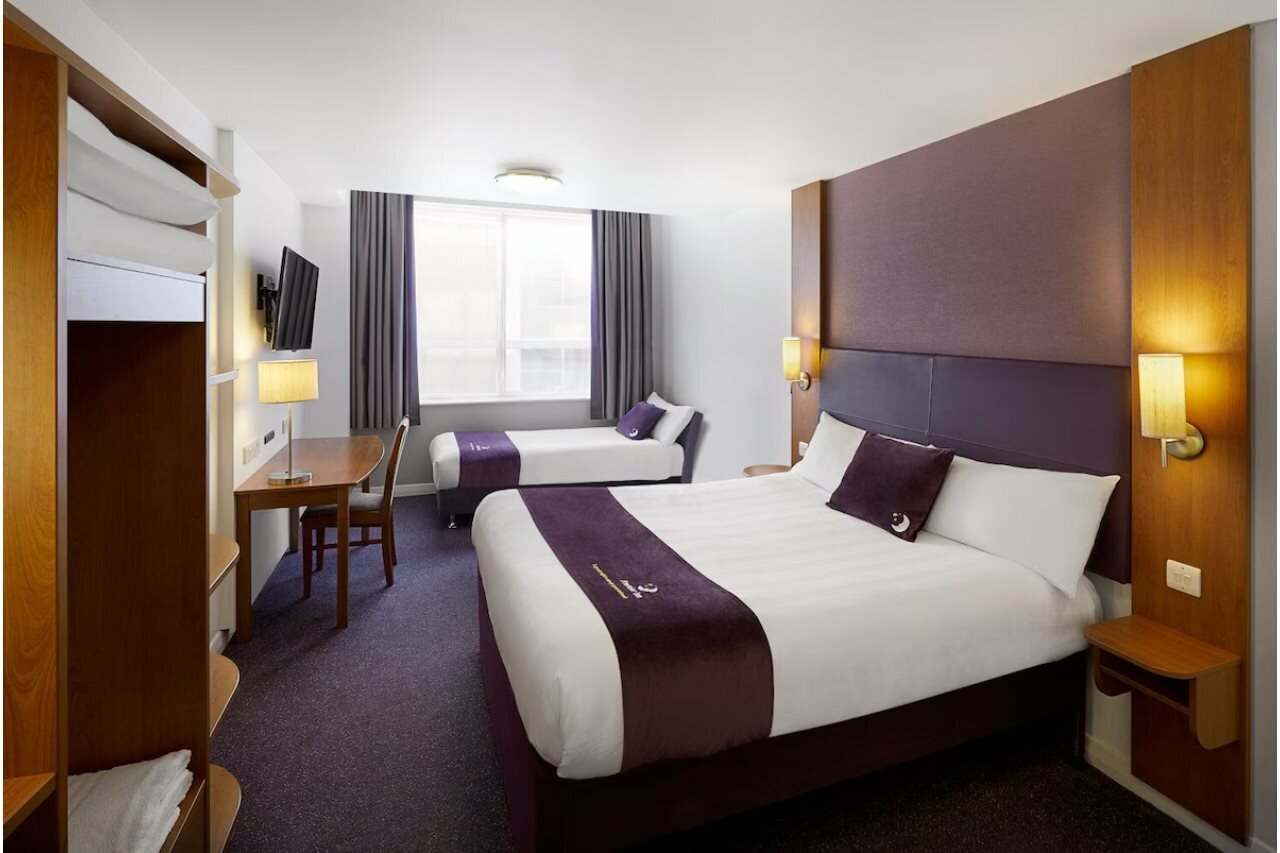Фото Premier Inn London Waterloo