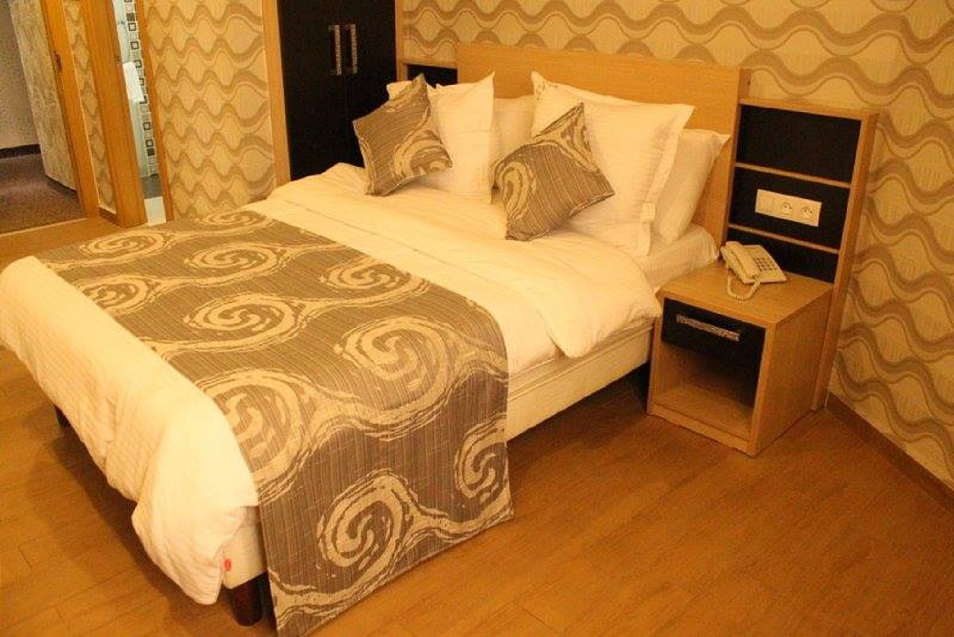 Фото Hôtel Saray