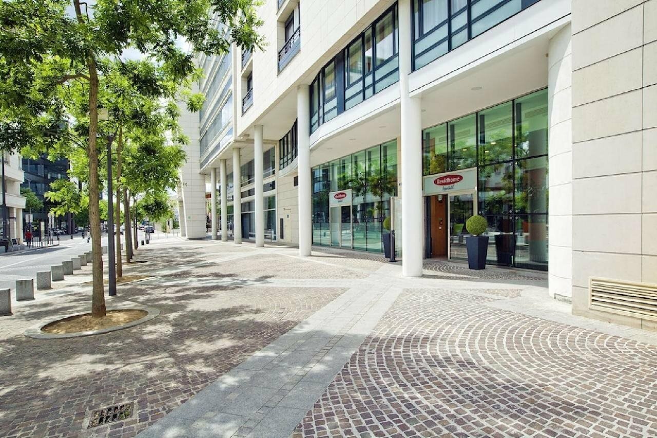 Фото Residhome Appart Hotel Monceau