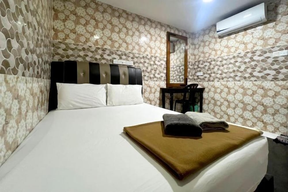 Фото Ark Malawti Hotel