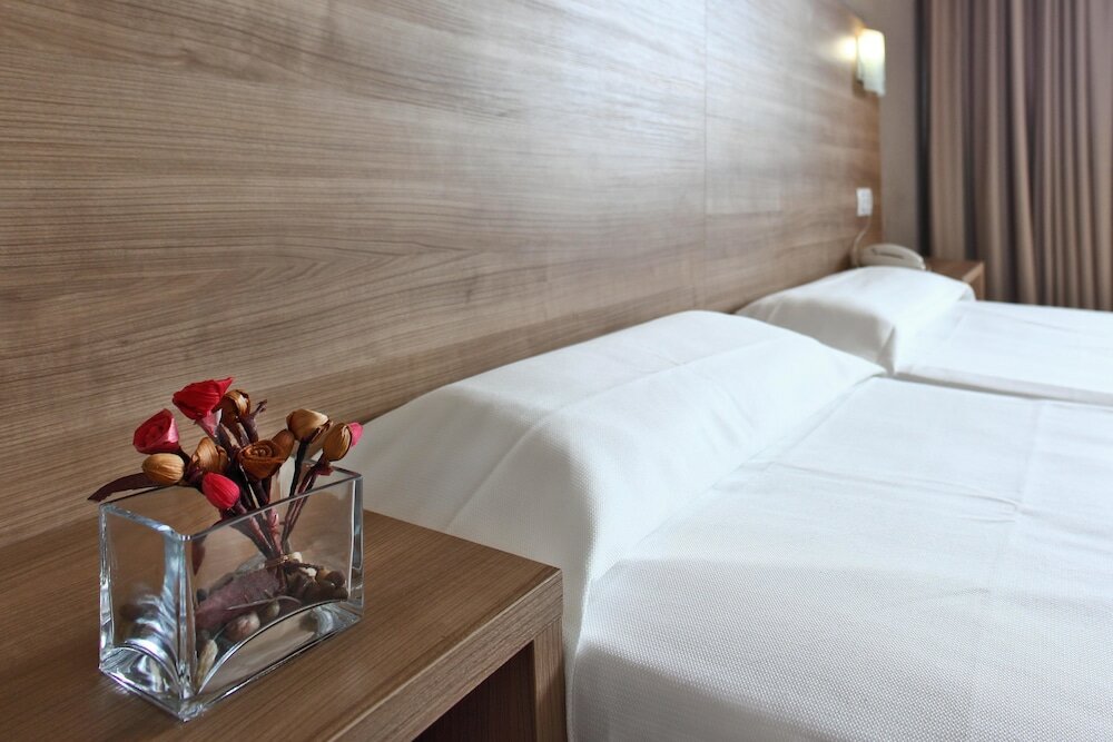 Фото Hotel Lloret Santa Rosa