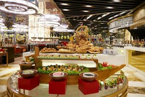 Гостиница Mövenpick Karachi