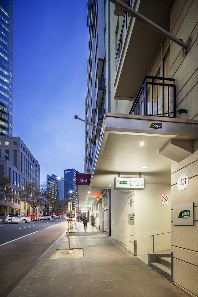 Фото Comfort Hotel Melbourne Central