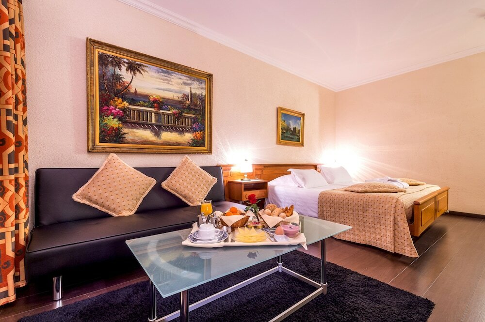 Фото Hotel Century Geneve