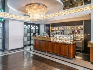Гостиница The Hotel Galleria Jeddah, Curio Collection by Hilton