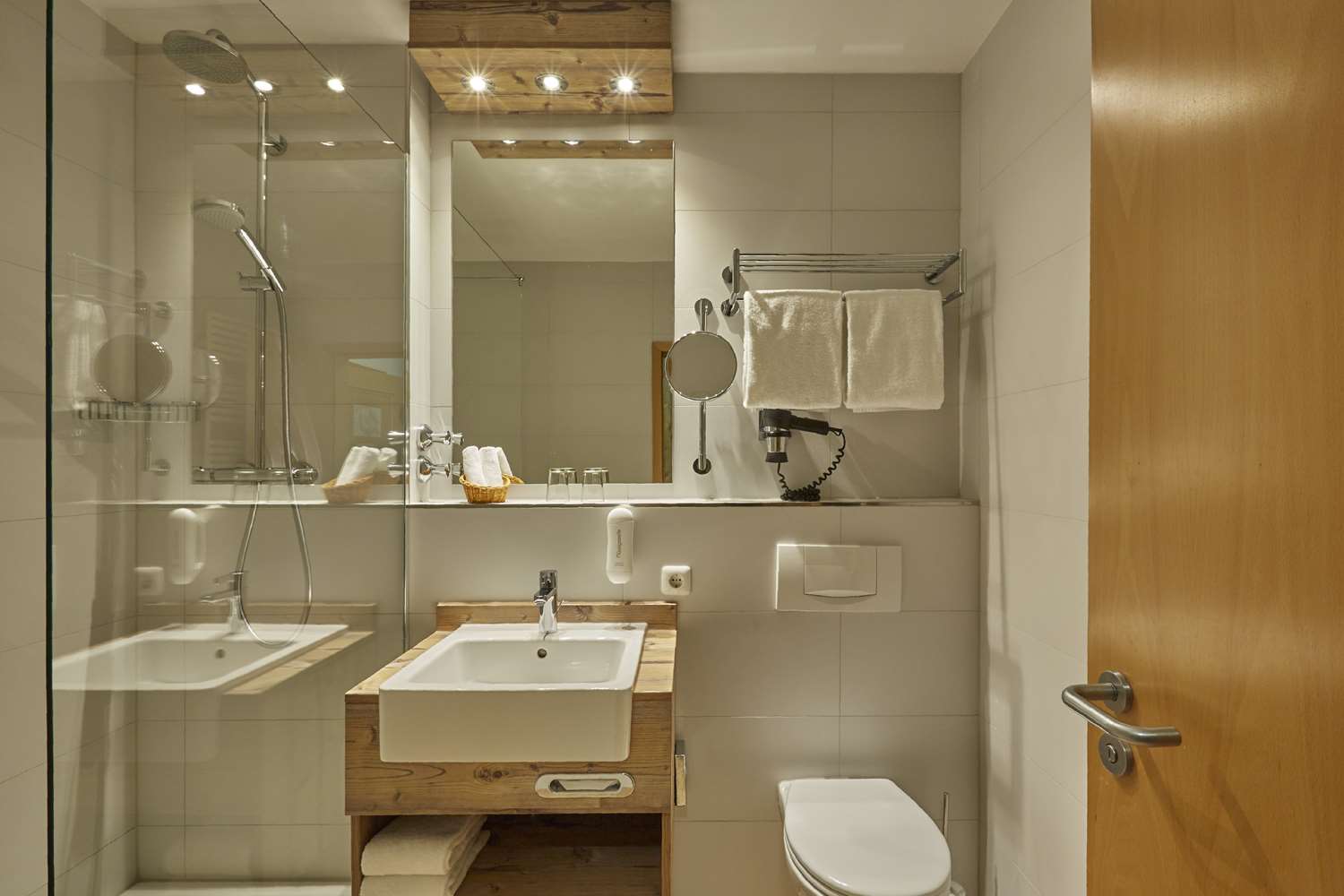 Фото Hyperion Hotel Garmisch – Partenkirchen