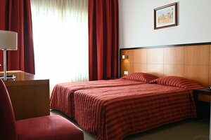 Hotel Bagoeira (Braga, Barcelos, Avenida Doutor Sidónio Pais), hotel