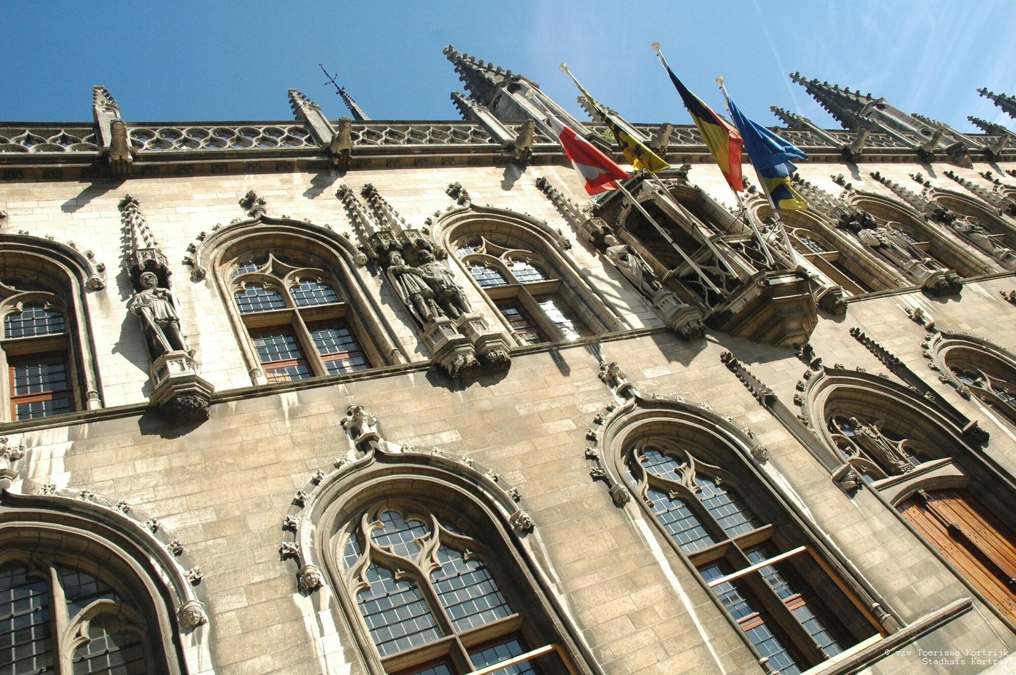 Фото Hotel Restaurant Brasserie Ahoi, Kortrijk