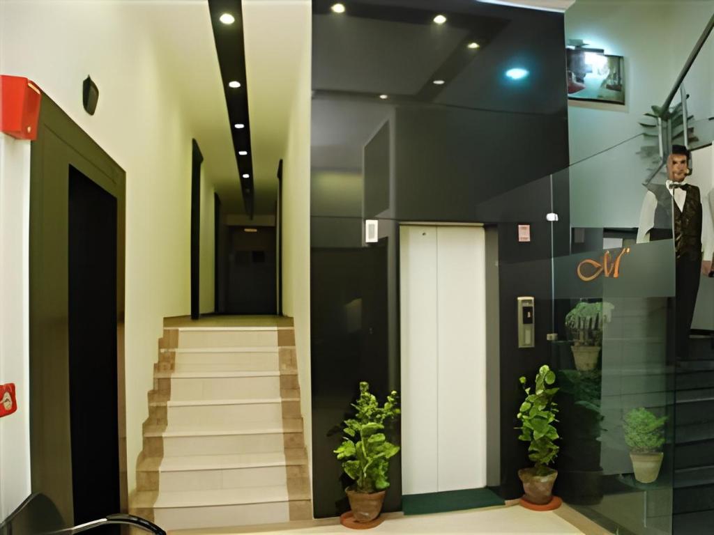 Фото Hotel Meridian Plaza