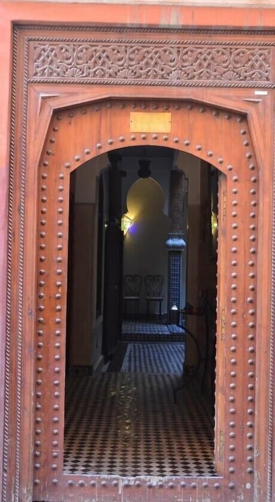 Фото Riad Charik