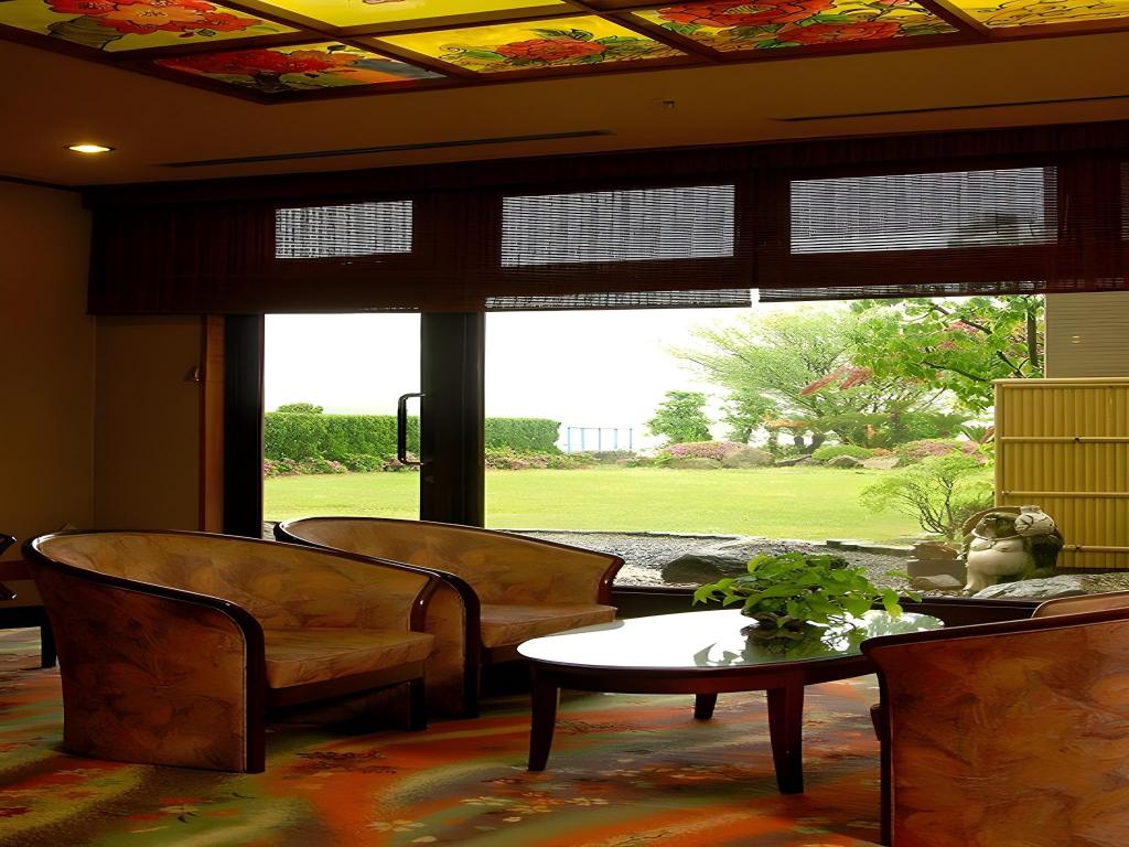 Фото Katayamazu Onsen Kanoya Korakuen