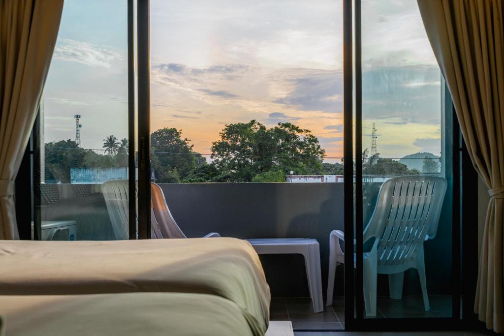 Фото Sleep Whale Hotel