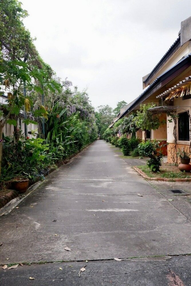 Фото Palm Chalet Resort