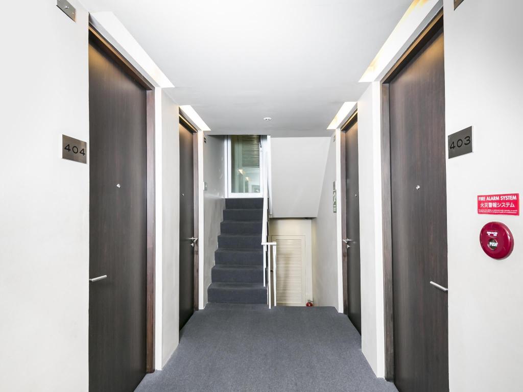 Фото 24 Inn Hotel