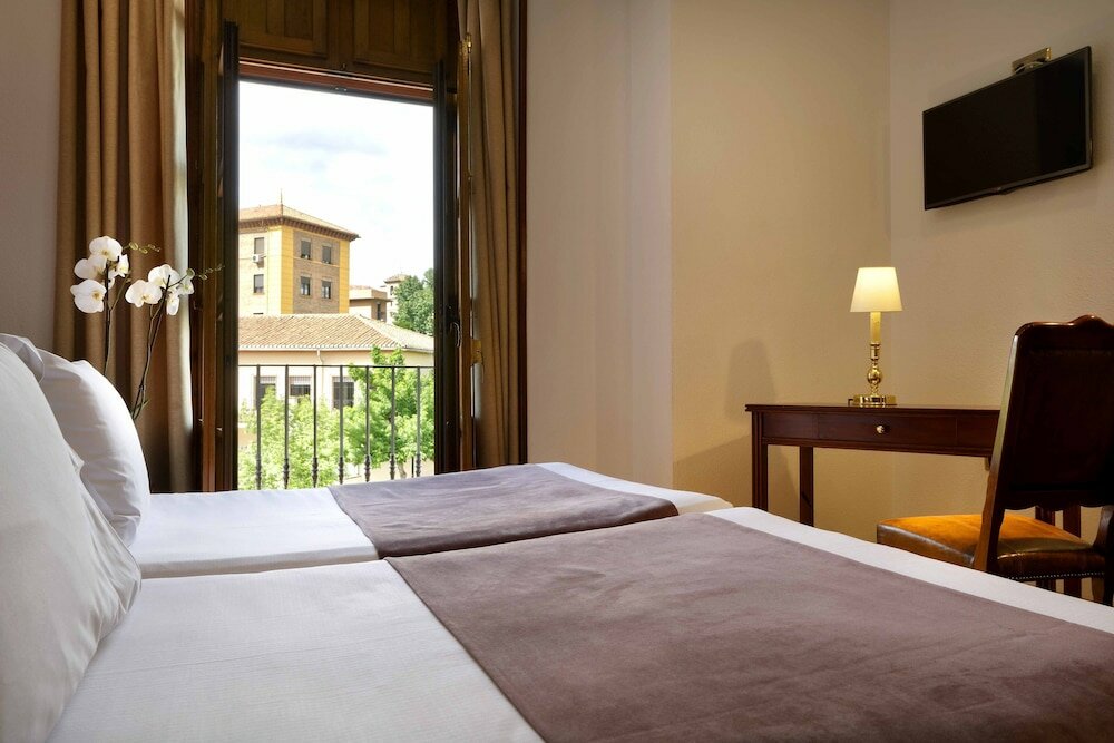 Фото Hotel Exe Triunfo