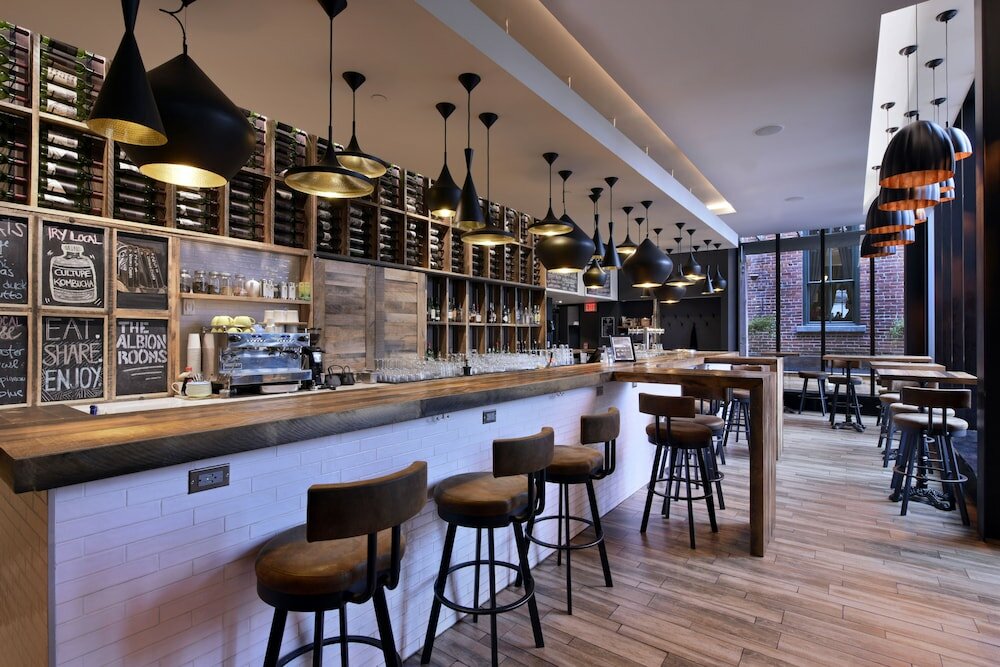 Фото DoubleTree by Hilton Ottawa Downtown