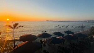 Гостиница Blue Chairs Resort by the Sea