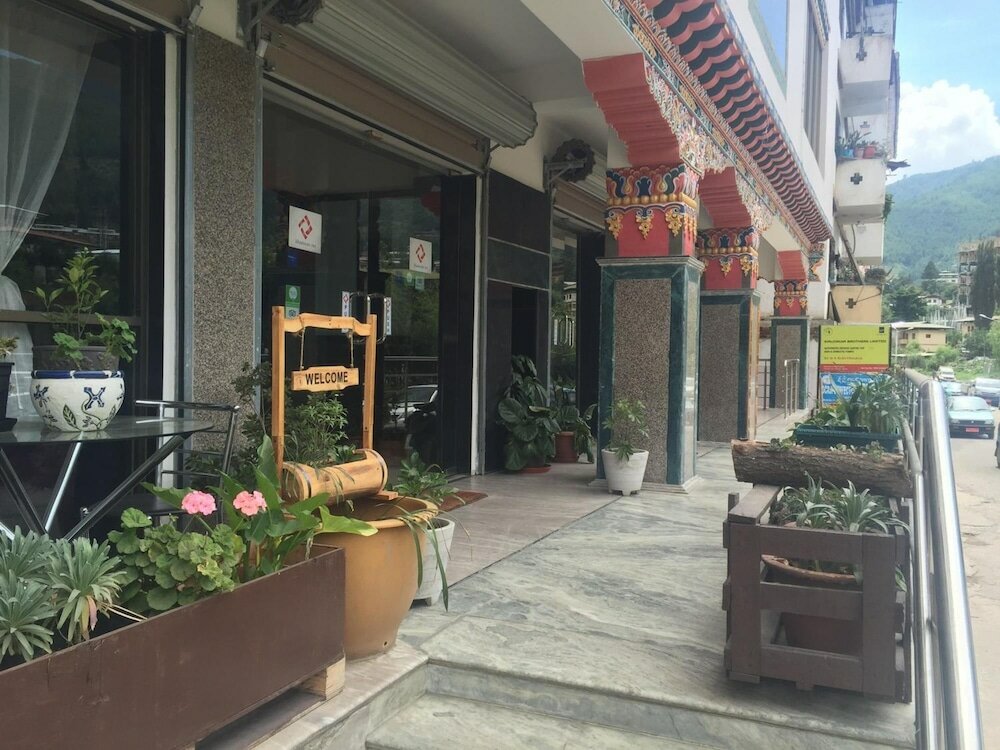 Фото Khamsum Inn