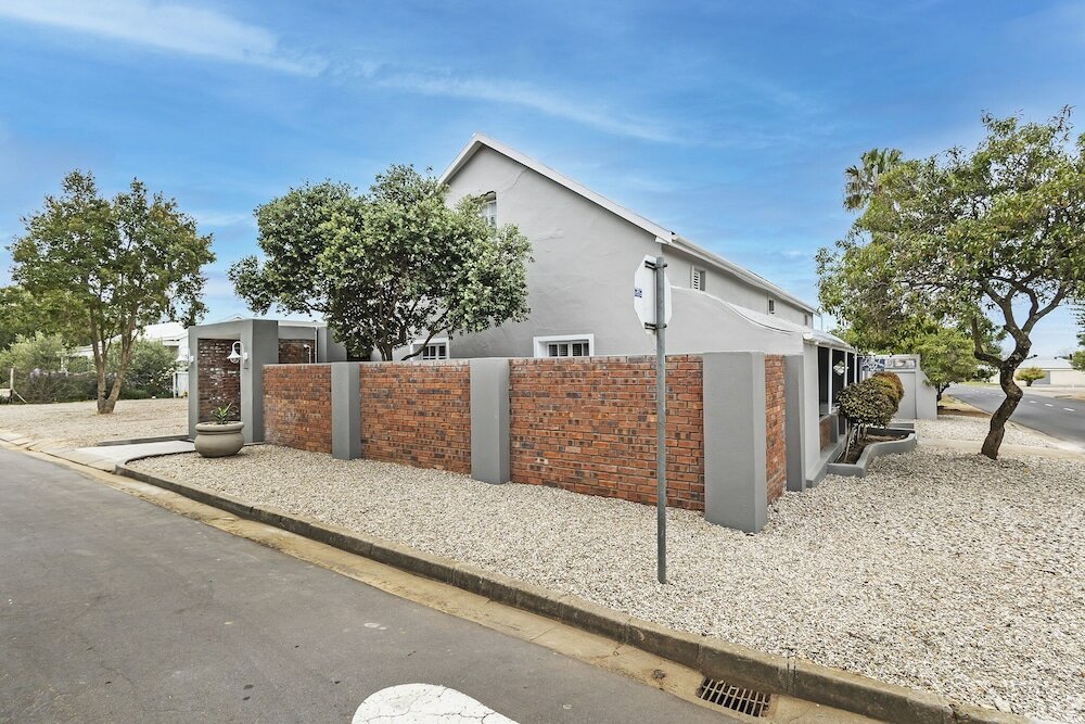 Фото La Montagne Bed & Breakfast