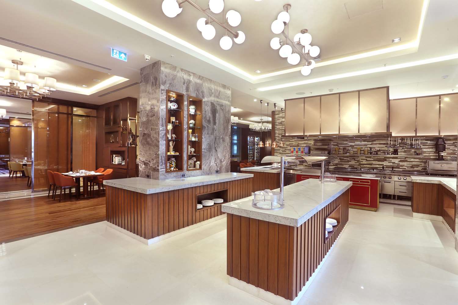 Фото DoubleTree by Hilton Skopje