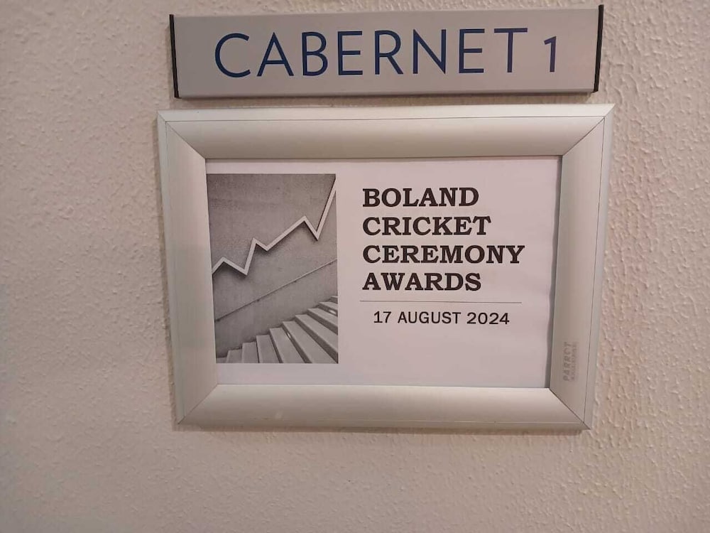 Фото Cumberland Hotel Worcester