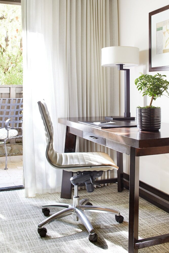 Фото The Ambrose Hotel