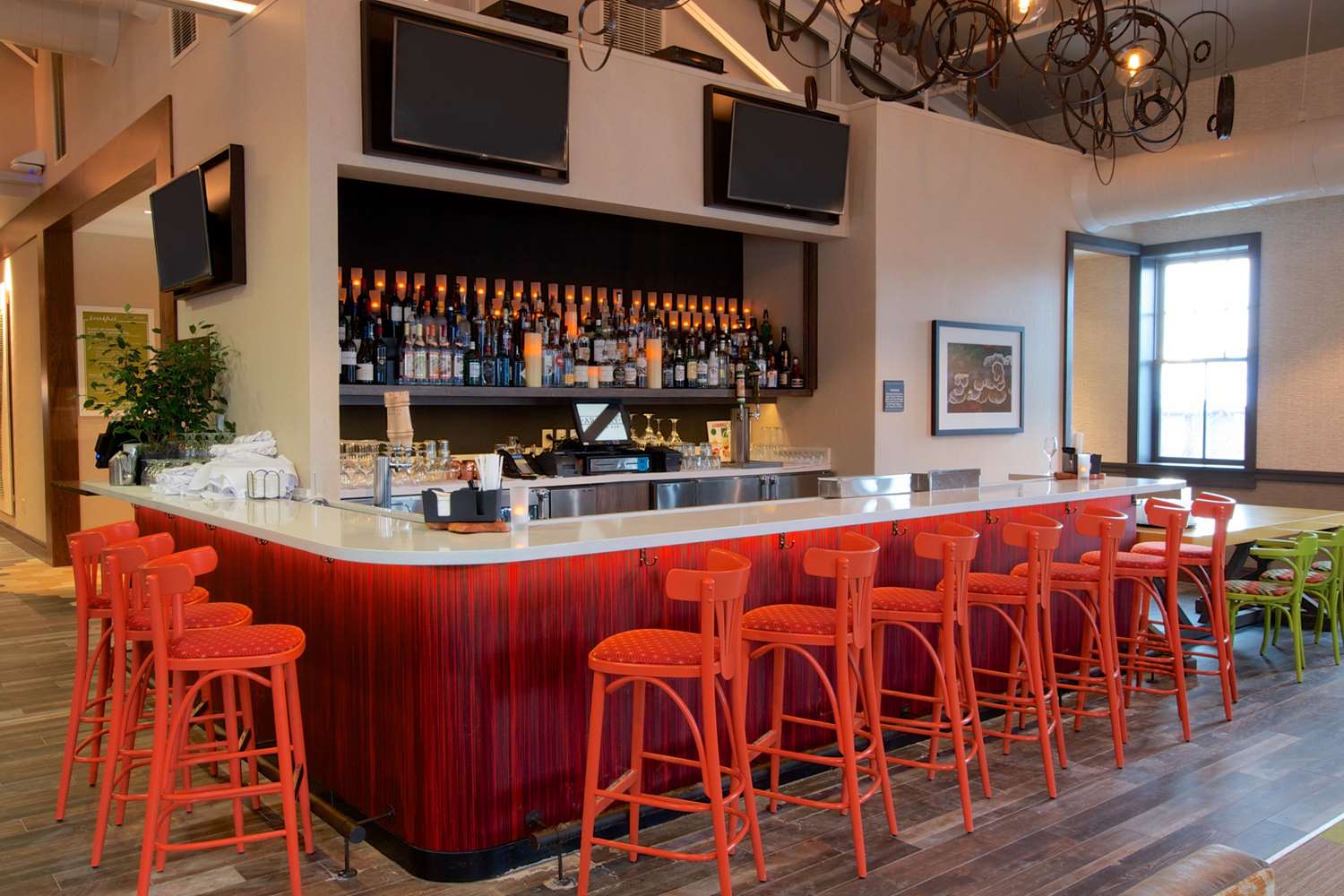 Фото Hilton Garden Inn Burlington Downtown