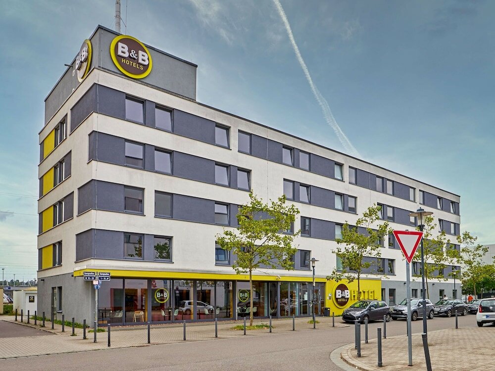 Фото B&b Hotel Saarbrücken-Hbf