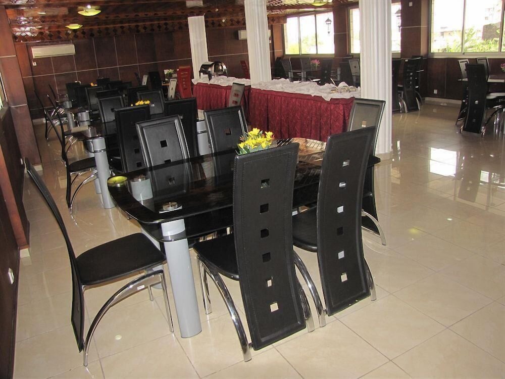Фото Afrique Hotel Douala Airport