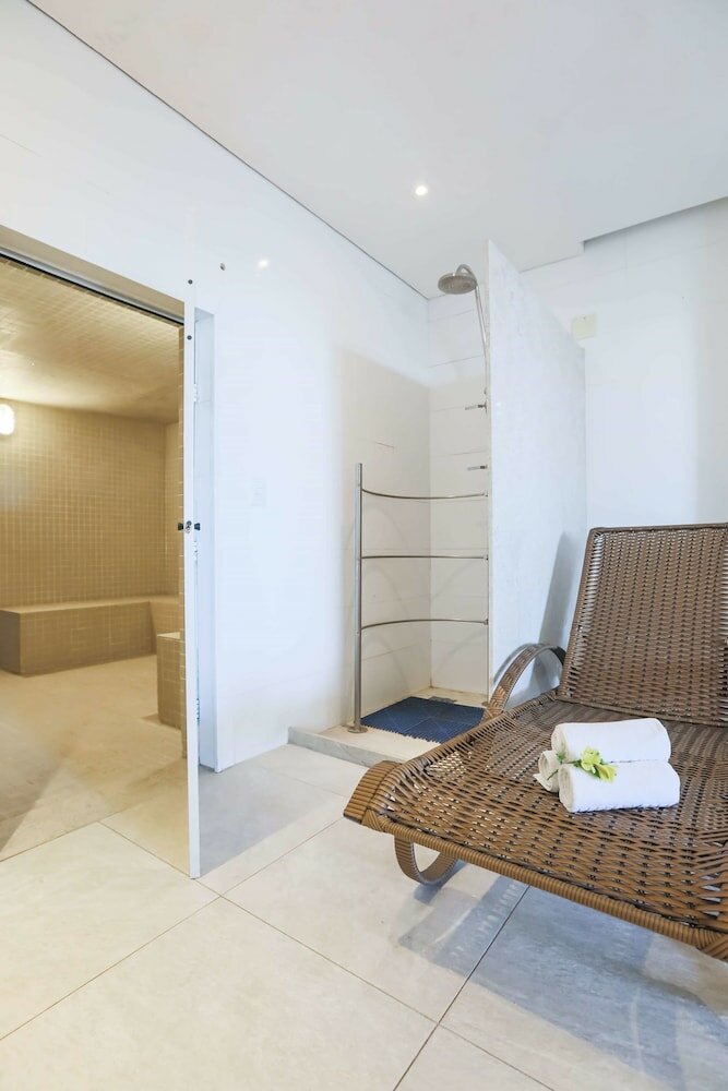 Фото Golden Tulip Goiania Address