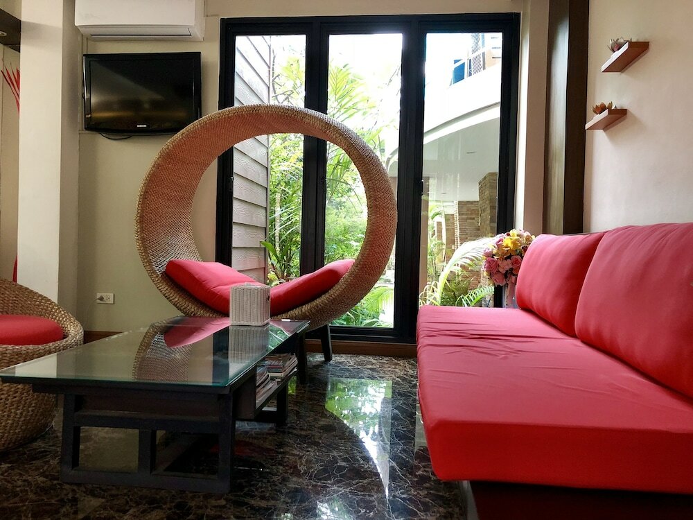 Фото Hua Hin White Sand Hotel