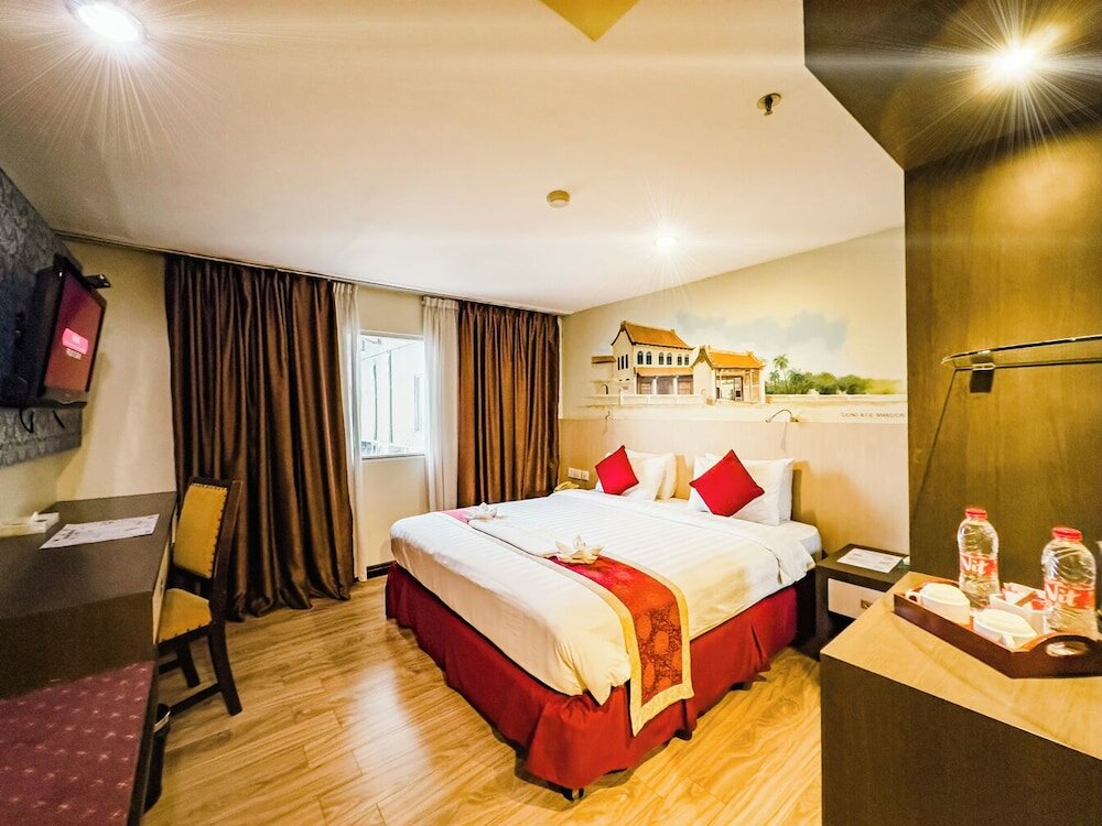 Фото Hermes Palace Hotel Medan