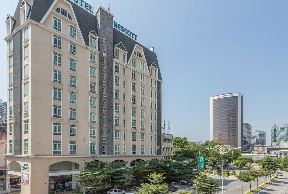 Фото отеля 1